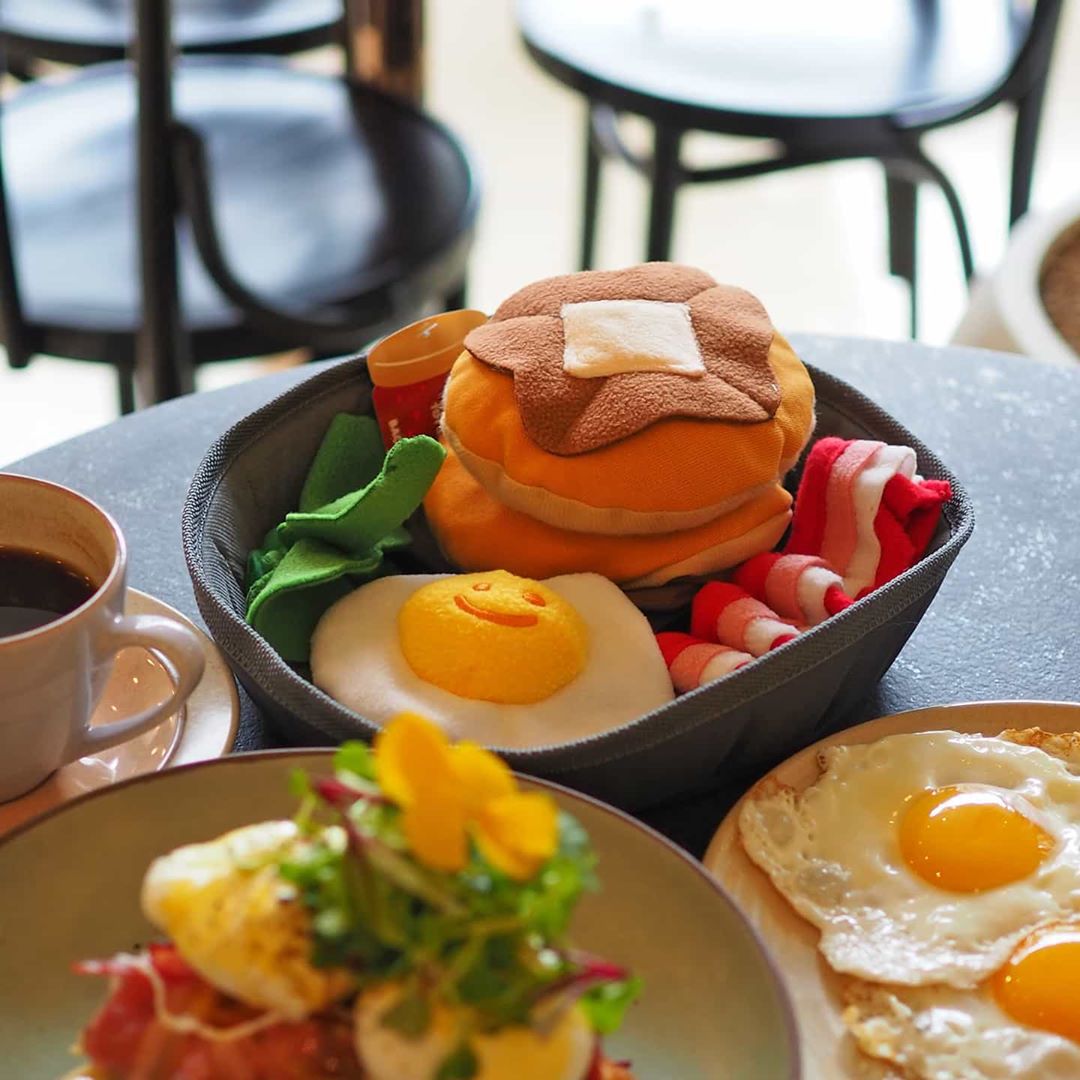 Spot Ins new Korean bacon breakfast sound foreign trade original single dog hidden food toy pet sniffing pad