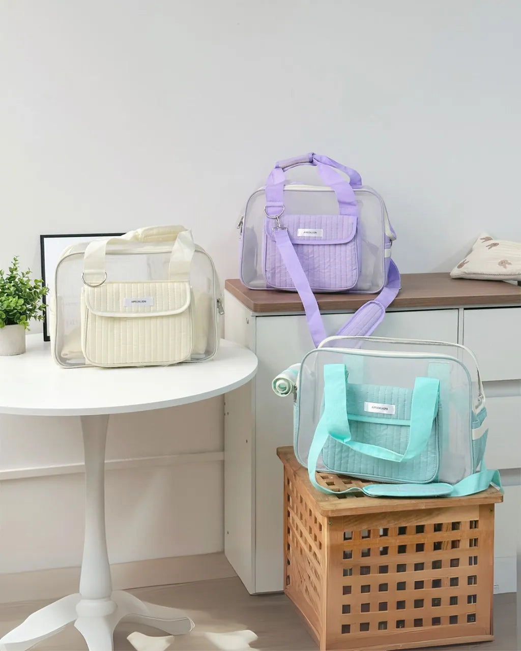 Minimalist Breathable Pet Carrier - Airy Design for Dogs & Cats